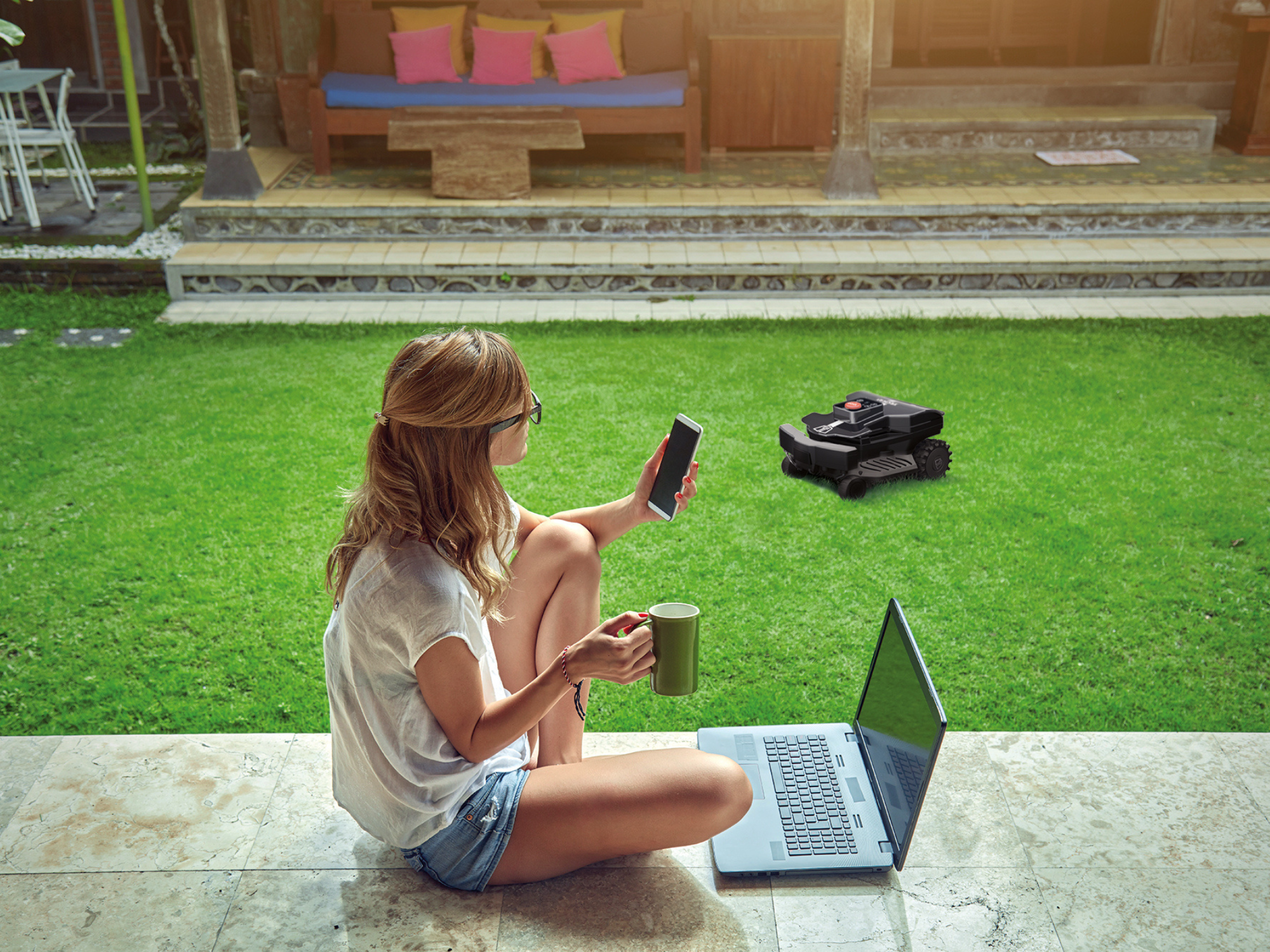 Mähroboter Next Tech SX2 – Perfekte Pflege bis 1,300 m²