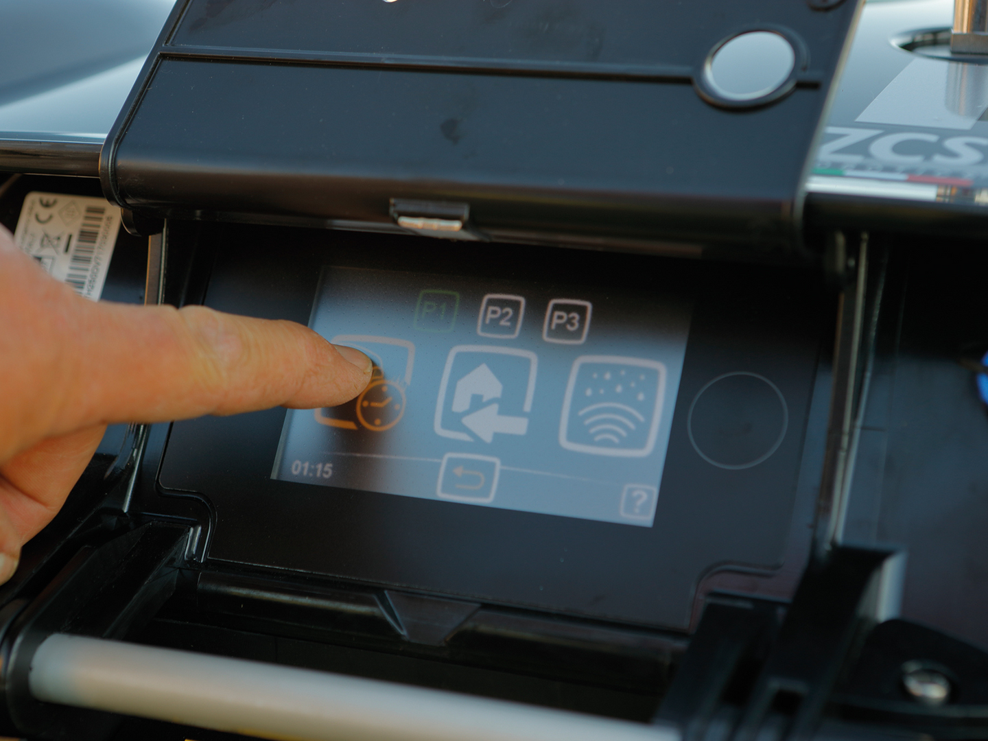 Mähroboter PRO Tech L25i für 3.200 m² - Effiziente Lösung